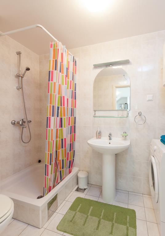New Gallery Apartment With Beautiful View Baška Voda Kültér fotó